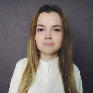 &nbsp;Добрый день, меня зовут Камила, я помогу вам определиться с хоккейной площадкой